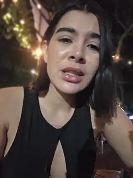 Sweetnahoxxx's Live XXX Chat