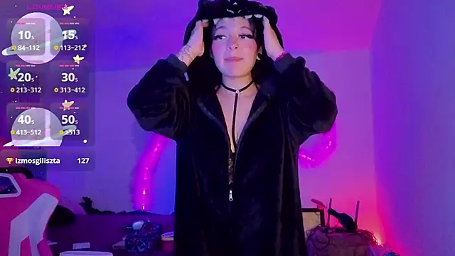 larah_uwu: онлайн-секс-чат