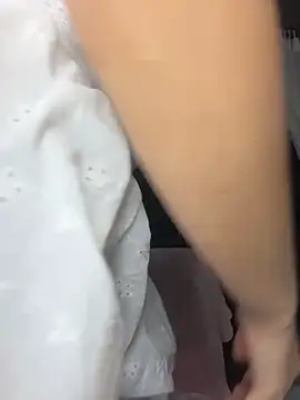 TeaseDollXXX live XXX chat