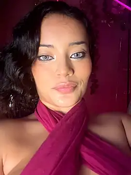 Chat +18 de Risky_Workouts ao vivo