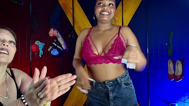 Veronica_bdsm ওয়েবক্যাম শো