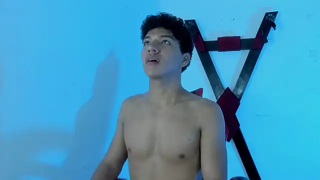 دردشة Maximiliano_Khalil الجنسية المباشرة