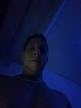 دردشة TitanNoir الجنسية المباشرة