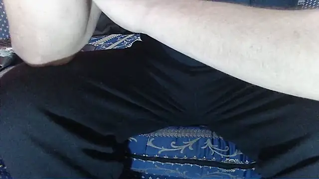 Xekwlo2m's Live XXX Chat