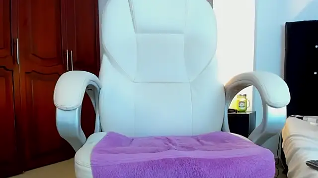 kathyajhonss Show Webcam