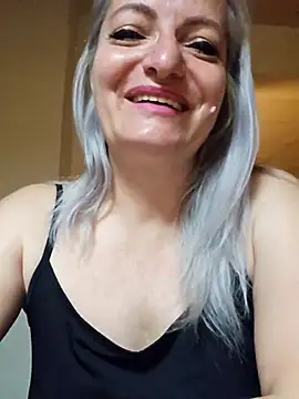 LadyTouch's Live XXX Chat