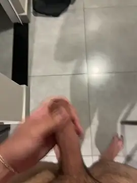 Novinho16cmz: онлайн-секс-чат