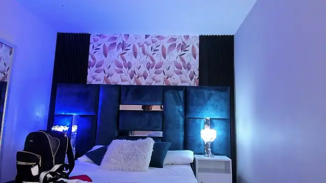 แชท XXX สดของ AmmyJones_