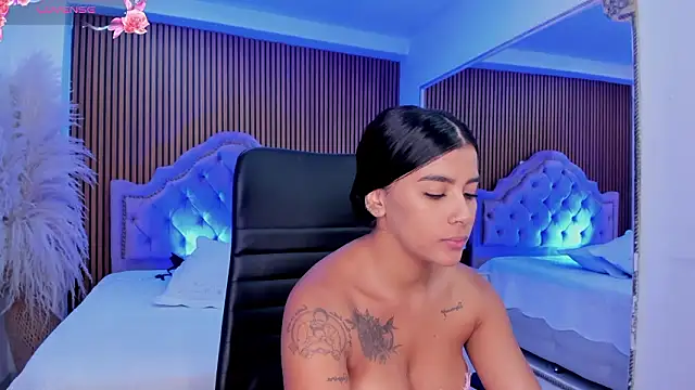 SelenaStonne 라이브 XXX 채팅