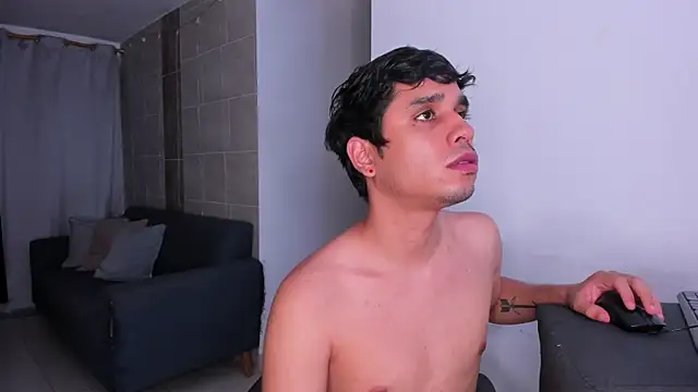 ghatto_cmilkpunch webcam show