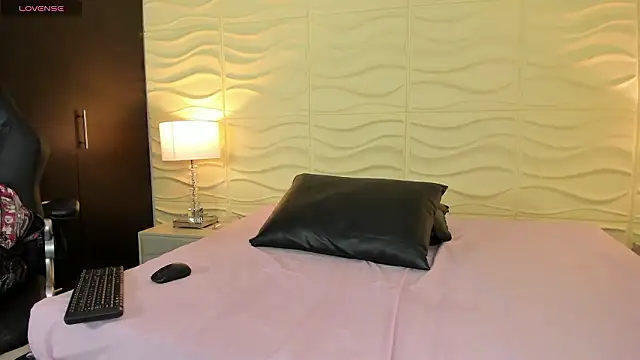 IsabellaDaft Adlı Modelin Web Kamerası Şovu