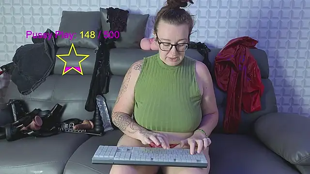 JadeStarUKのライブXXXチャット