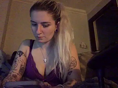 Chat XXX en directo de xxamyleighxx