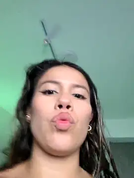 EMILIIA_RICHTER__ live XXX chat