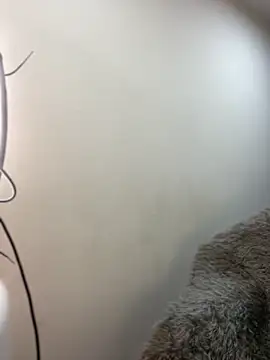 MiaJones21 Adlı Modelin Canlı XXX Sohbeti