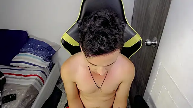 Mathias_twinkk's Webcam Show