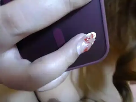 ur_seductivelaura Chat XXX live