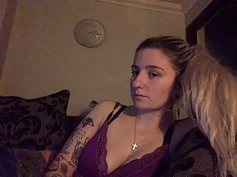 xxamyleighxx – Naživo XXX chat