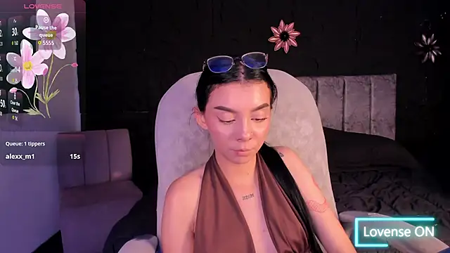 MelLove_ Chat XXX in diretta