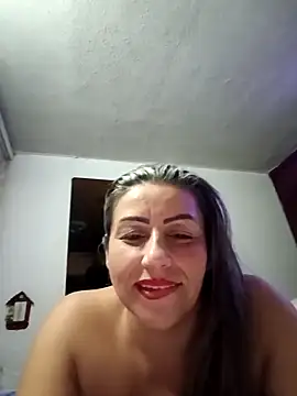 maynor_1998 Adlı Modelin Canlı XXX Sohbeti