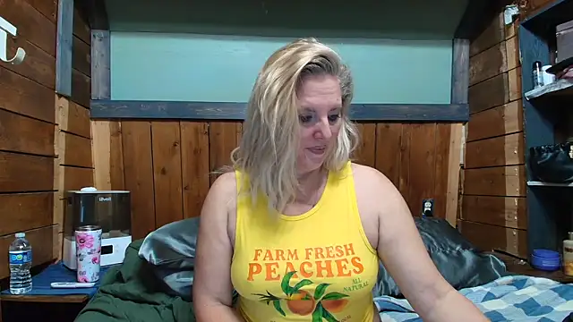 lisaxlovexxx's Webcam Show