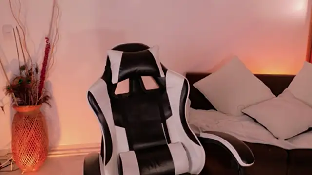 Živý XXX chat ChloeMoreti