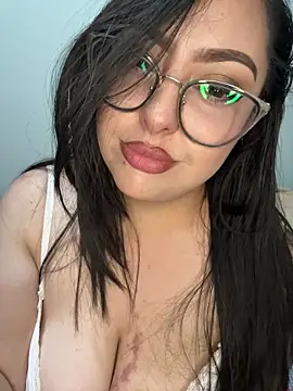 Chat +18 de MileyGia ao vivo