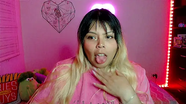 EllieMoonX 即時 XXX 聊天