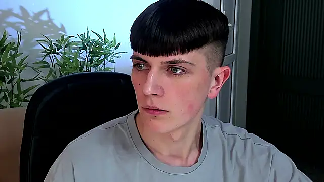 Rony_Joy Live XXX-Chat