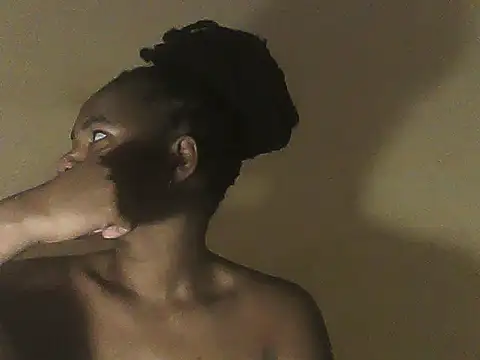 shooterjuice97 Adlı Modelin Canlı XXX Sohbeti