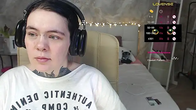 Qwerty_Anna_Lbo Live XXX-chat