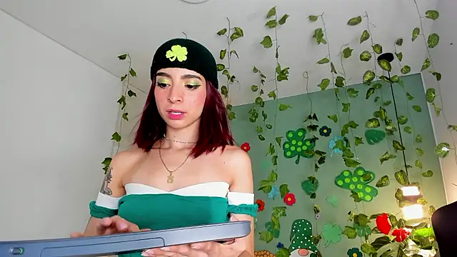 Justmia69のライブXXXチャット