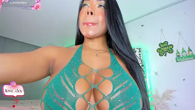 saridethot's Live XXX Chat