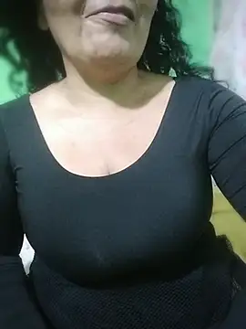 Amarantha25's Live XXX Chat