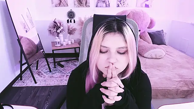 DiaAngell Chat XXX in diretta