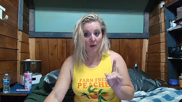 lisaxlovexxx: онлайн-секс-чат