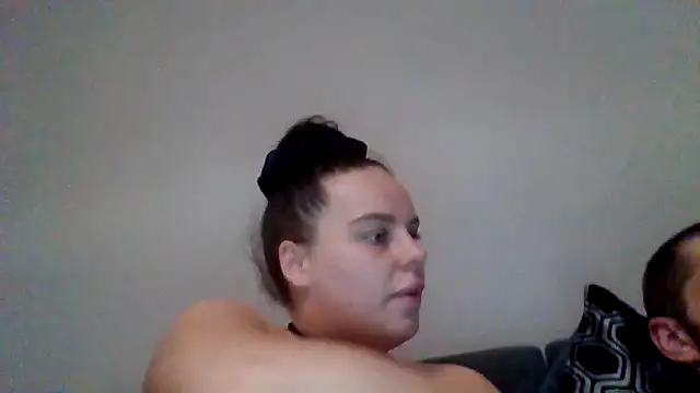 Kinkycouple142 即時 XXX 聊天