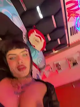 دردشة LauriInk1  الجنسية المباشرة