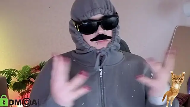 Mia_R0ss 即時 XXX 聊天