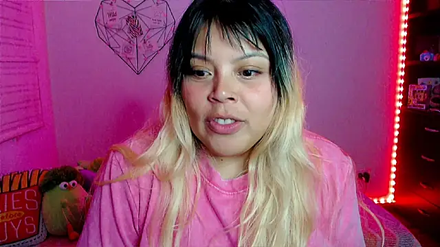 EllieMoonX's Live XXX Chat