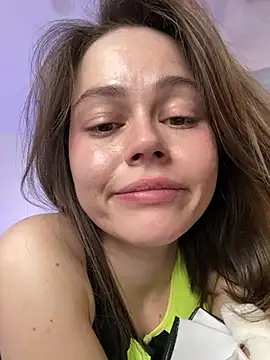 Kelly_Cuutie Pertunjukan Webcam