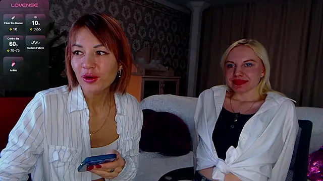 Chat +18 de LiSinDoll ao vivo