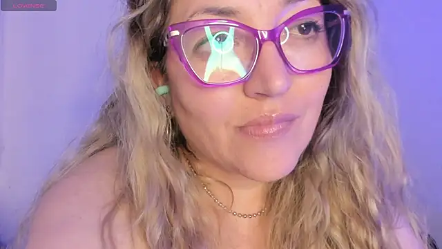 Naty_Mature_ live XXX chat