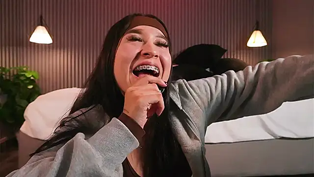 EriKlein Obrolan Langsung XXX