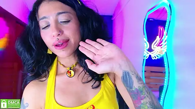 REDHOTTER_'s Live XXX Chat