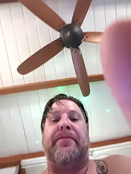 Pokazy przed kamerką – Buddy_Cuck