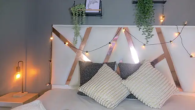 EngelStone's Live XXX Chat