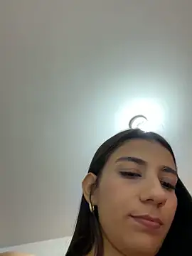 Carolina_1111 现场XXX聊天