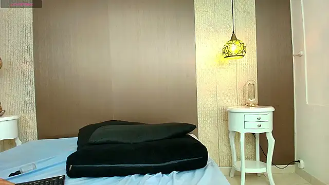 AzulMaveric Chat XXX in diretta