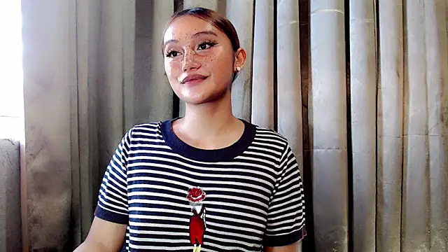 Jessicasfantasy Show Webcam